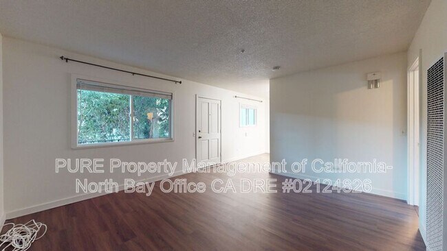 Foto del edificio - 745 Davis St