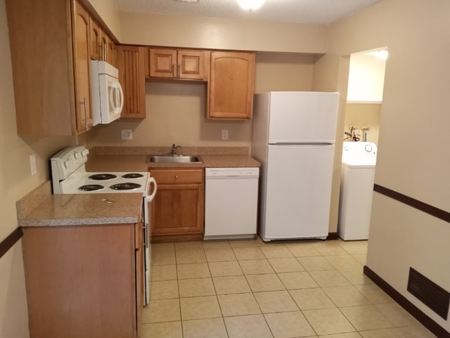 Foto del edificio - 1 Peppertree Ln