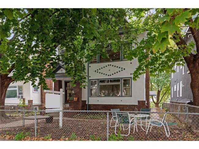Foto del edificio - 3607 Portland Ave