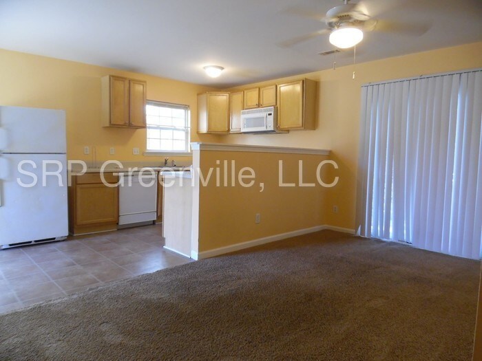Primary Photo - Downtown GVL 3bed 2bath Town Home