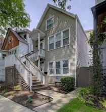 2428 W Carmen Ave