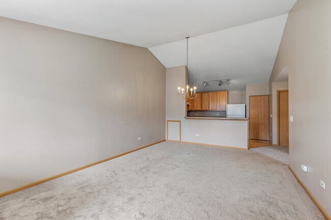 Foto del edificio - 219 Silverstone Dr