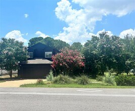 Building Photo - 338 Sailmaster St