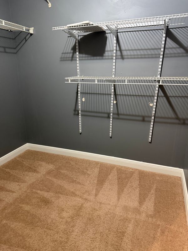 Foto del edificio - 10244 Farmington Ct