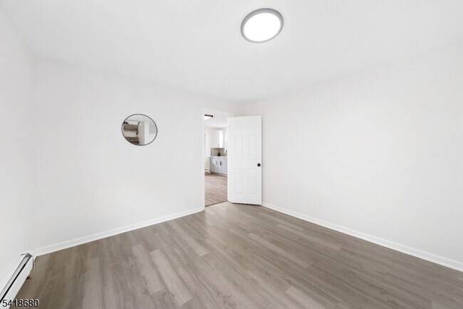 Foto del edificio - 334 Pine St