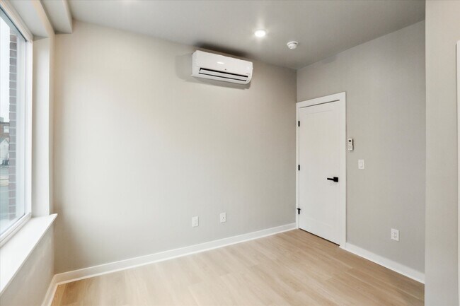 Foto del edificio - 316 S 52nd St