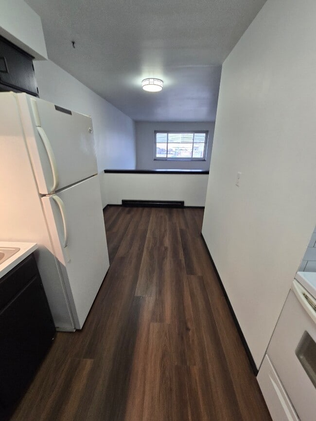 Foto del edificio - 1415 W Kamps Ave