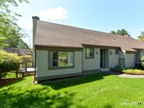 Building Photo - 548 Heritage Vlg