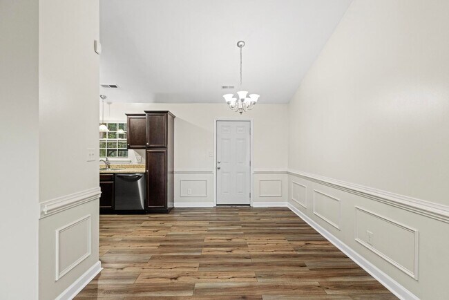 Foto del edificio - Available now in Sneads Ferry, NC! Close to base