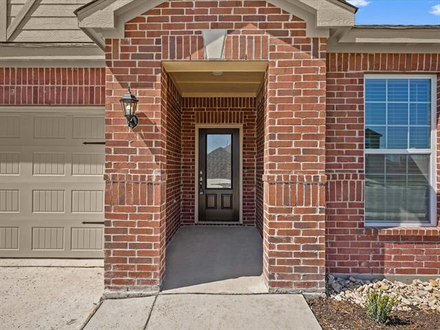 Building Photo - 2113 Erlinda Dr