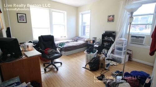 Building Photo - 16 Farrington Ave