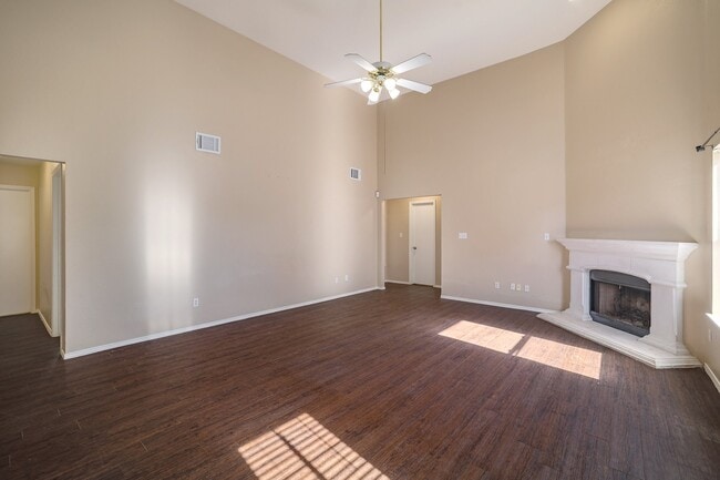 Foto del edificio - 1019 Leeds Castle Walk