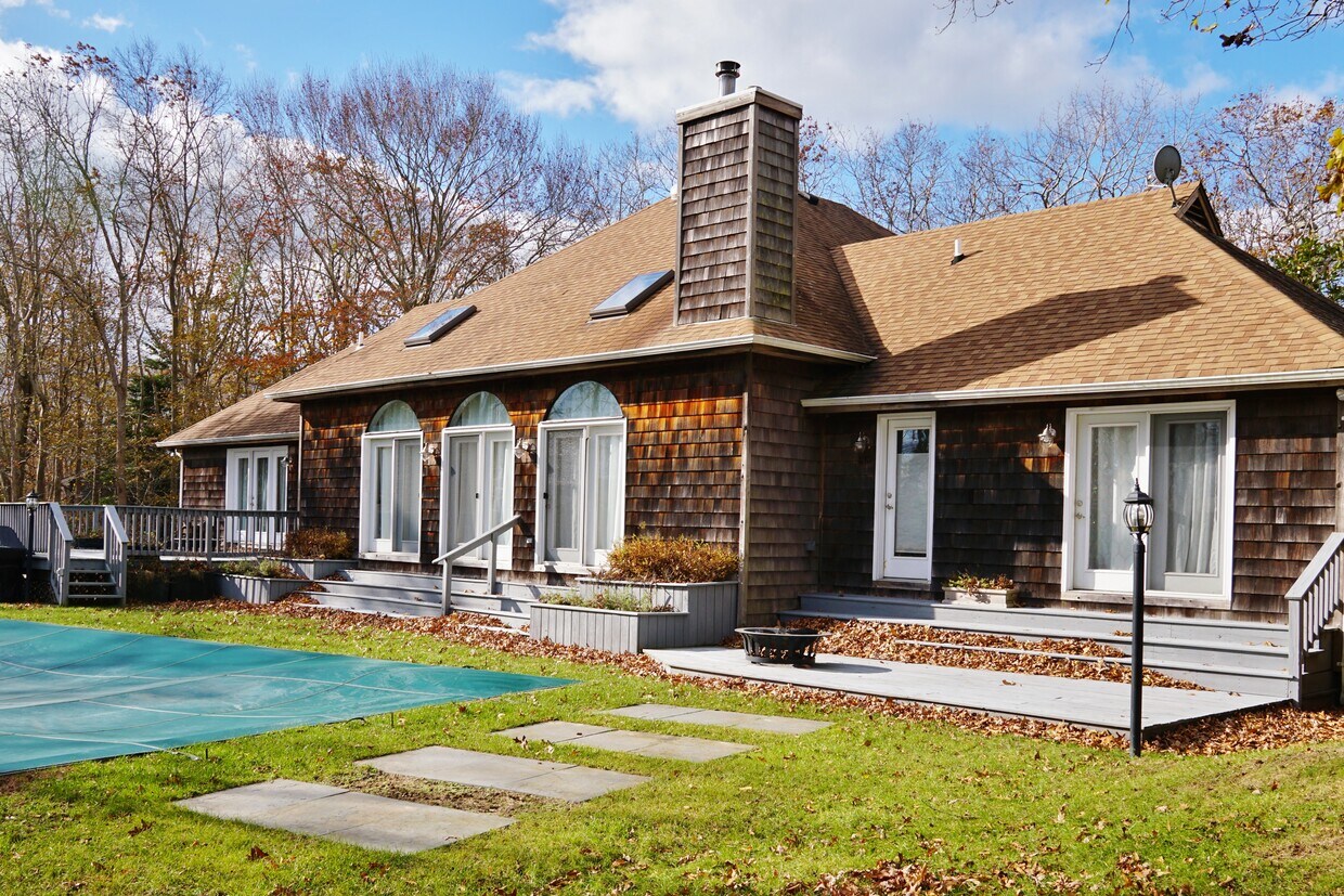 Primary Photo - 78 Laurel Dr