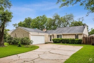 Building Photo - 515 Lynnwood Dr