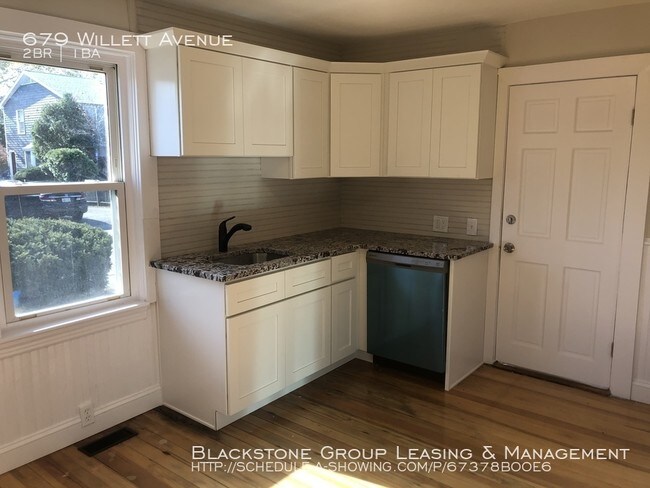Building Photo - 679 Willett Ave