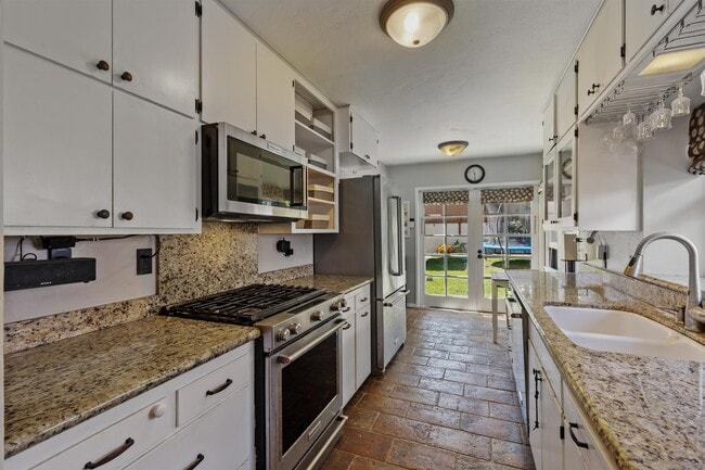 Building Photo - 3425 Xenophon St