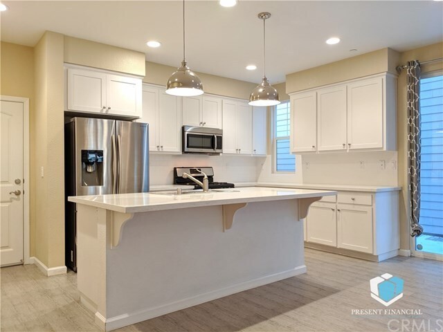 Building Photo - 344 Apricot Cir