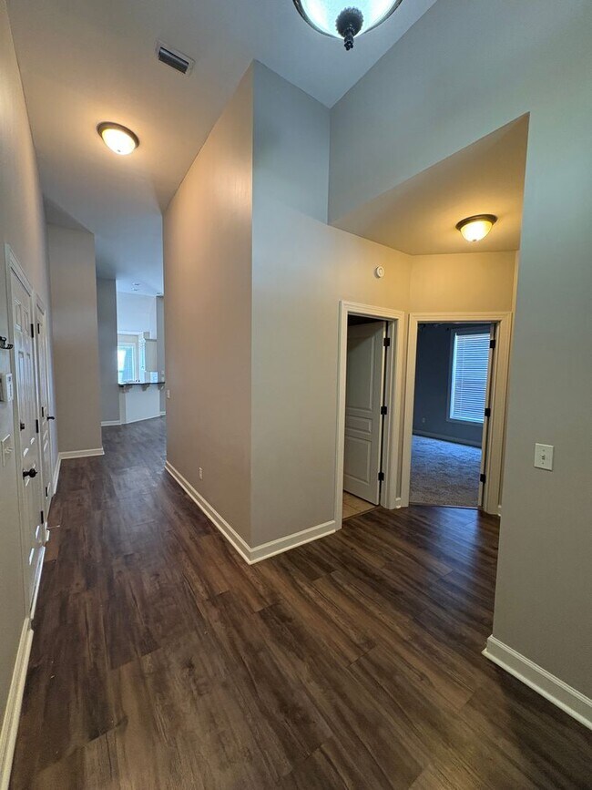 Foto del edificio - 540 Orchard Cir