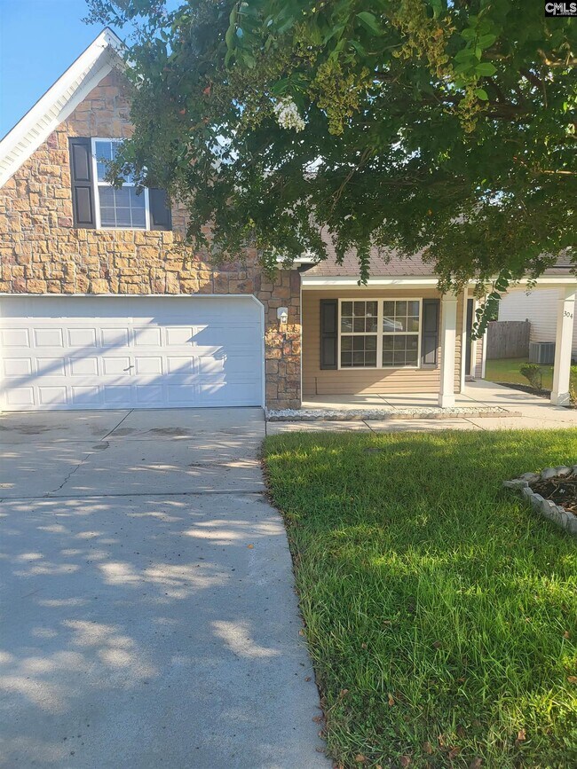 Building Photo - 304 Fox Squirrel Cir