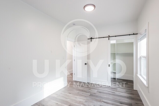 Foto del edificio - 3827 West St