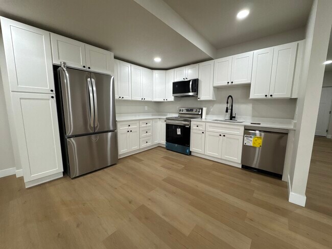 Building Photo - 4589 W Hiddleston Dr