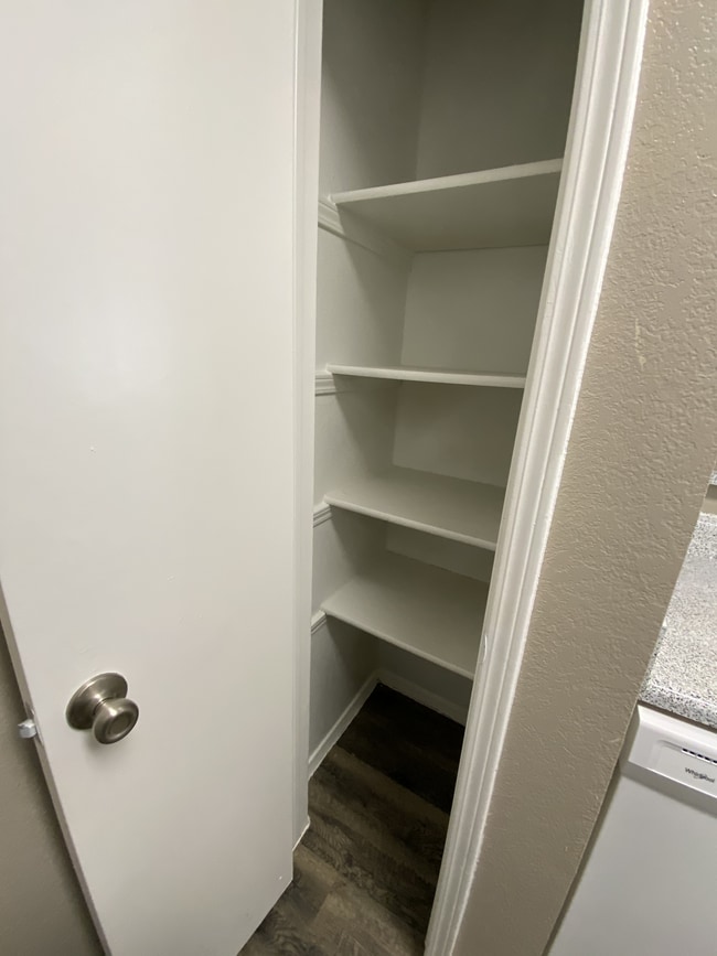 IMG_1970.jpg - Walnut Creek Apartments