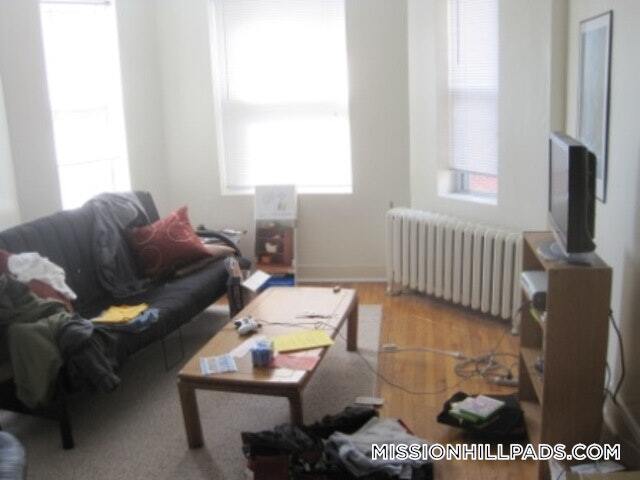 Building Photo - 49 Worthington St