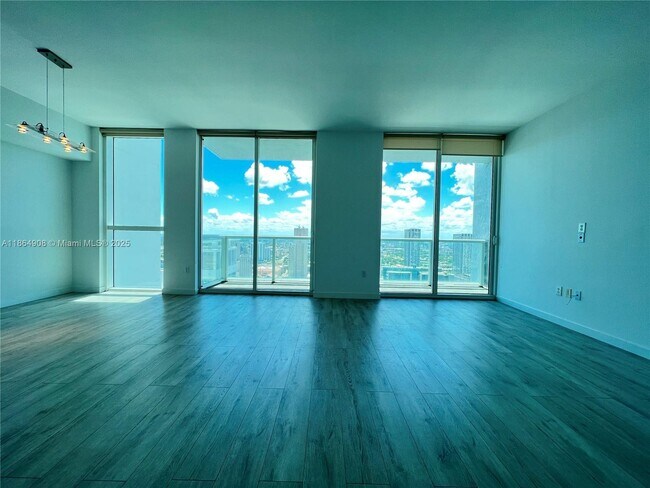 Foto del edificio - 253 NE 2nd St