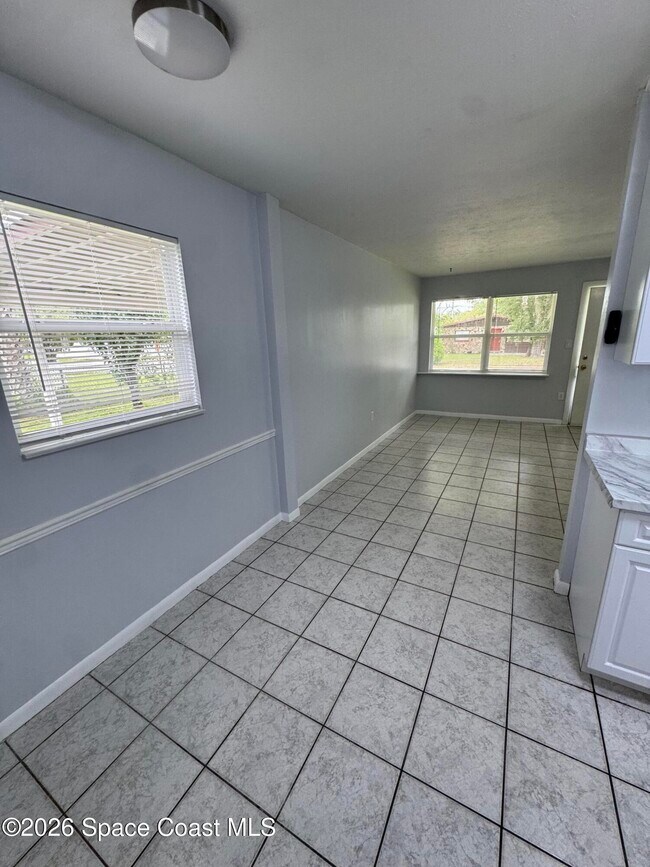 Foto del edificio - 4480 Gray Ave