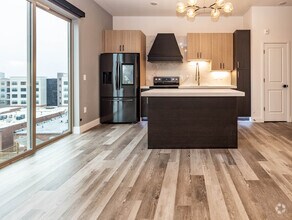 Interior Photo - Chelsea