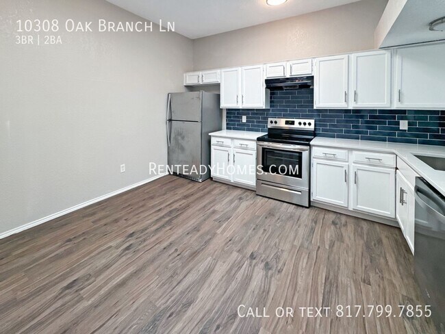 Foto del edificio - 10308 Oak Branch Ln