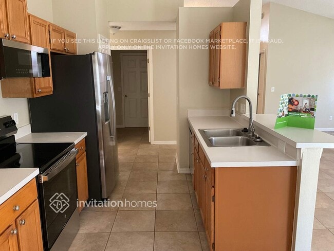 Building Photo - 2066 River Park Blvd