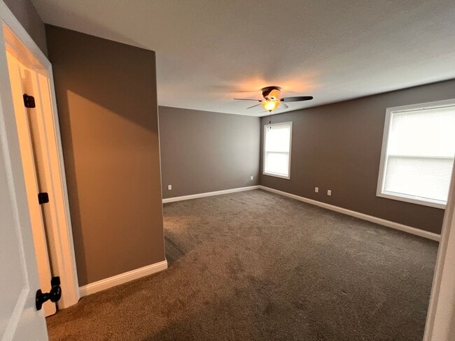 Building Photo - Introducing a stunning 4-bedroom, 3.5-bath...