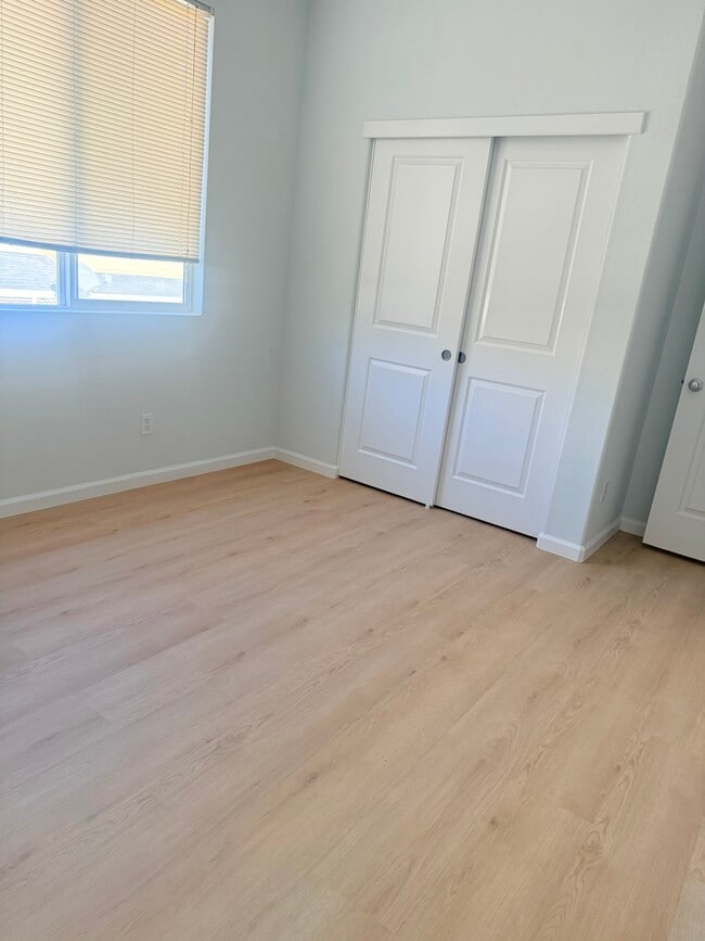 Photo - 1505 Nevin Plz Townhome