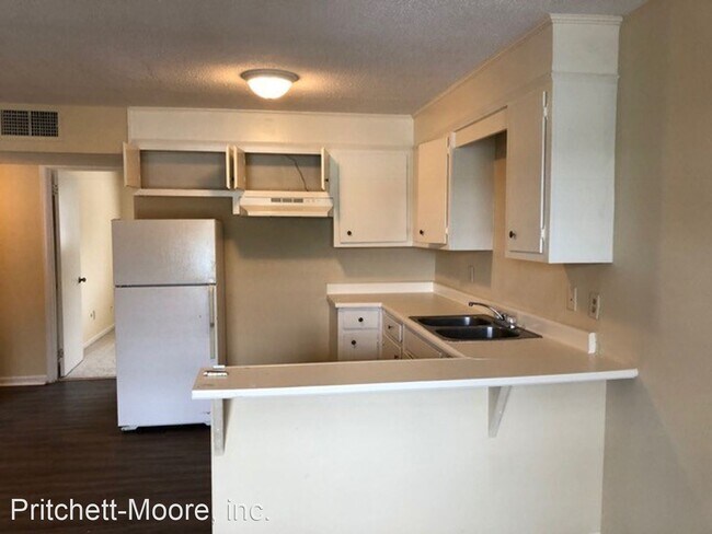 Building Photo - 2 br, 1 bath Apartment - 2701 37th Street