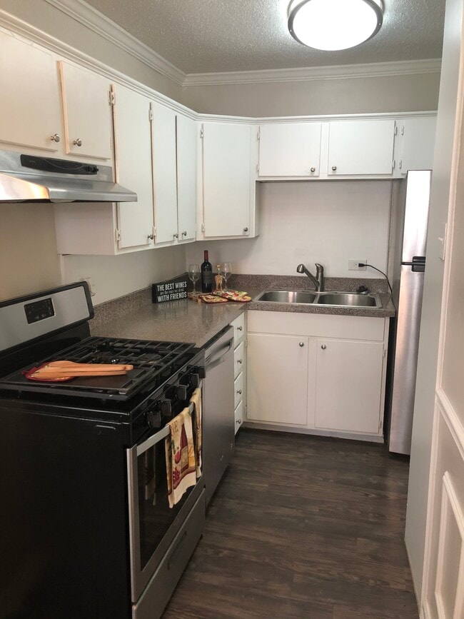 Kitchen with stainless steel appliances - 10211 Galway Dr