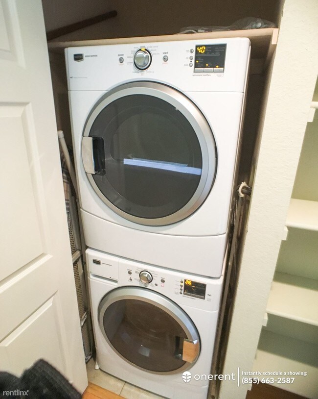 Building Photo - 2 br, 2.5 bath Condo - 201 Ada Ave #4 -