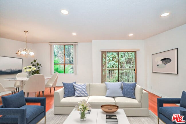 Building Photo - 4444 Wilshire Blvd