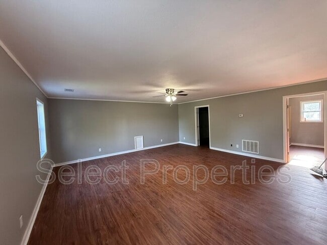 Foto del edificio - 722 Kitchen St