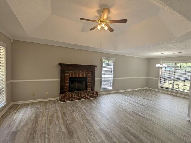 Building Photo - 1073 Countryside Ln