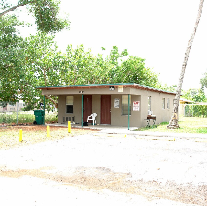 Foto principal - 1606-1610 NW 7th Ct