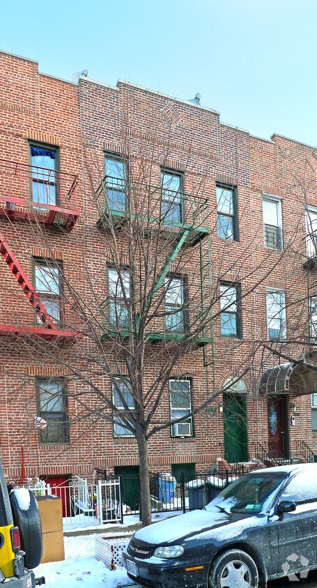 Primary Photo - 23-15 28th Ave