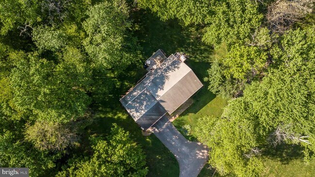 Building Photo - 14815 Hanover Pike