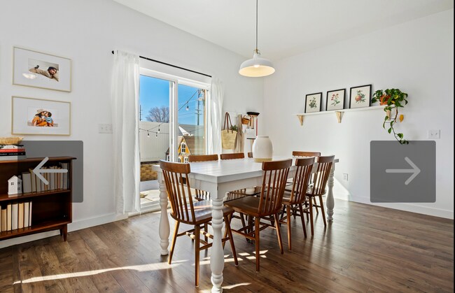 Foto del edificio - 437 S Burr Oak Ln