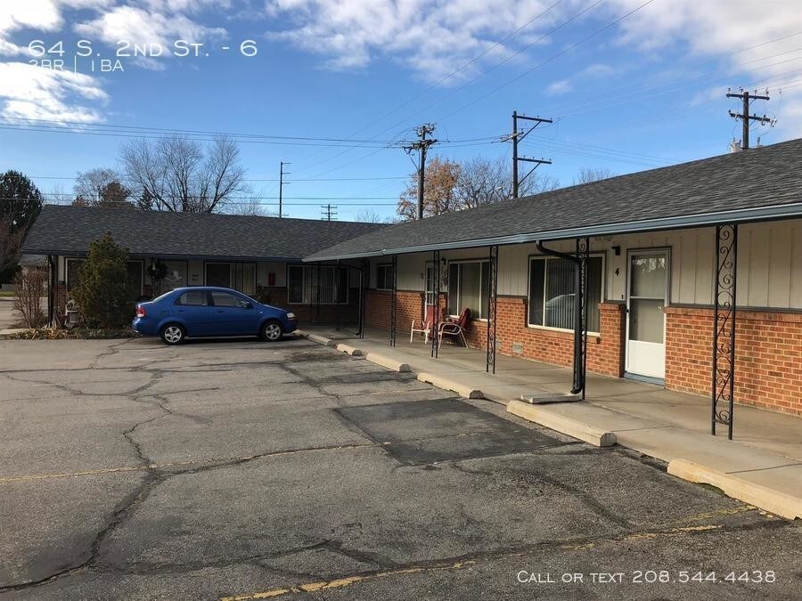 Primary Photo - 64 S 2nd St #6