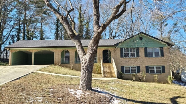 Building Photo - 4270 E Hamill Dr