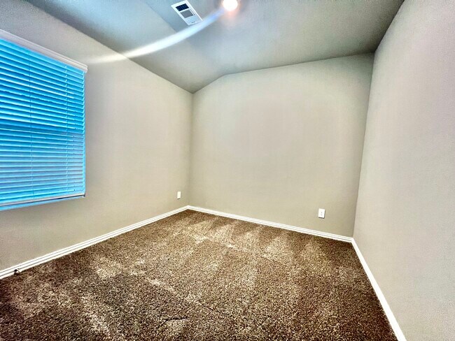 Building Photo - 2378 Aspen Hl Dr