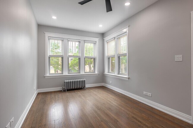 Foto del edificio - 5452 N Paulina St