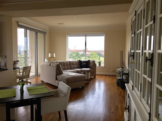 Foto del edificio - 3333 Allen Pkwy