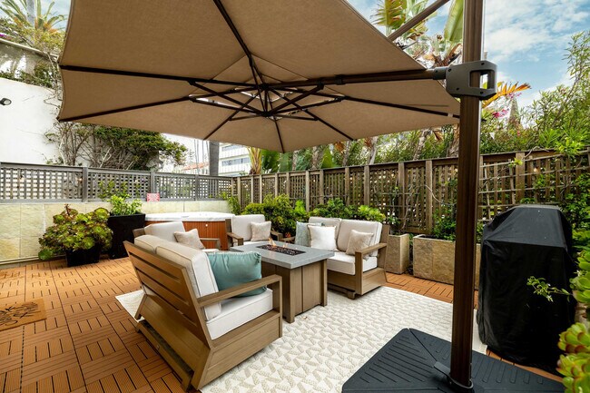 Foto del edificio - 457 Coast Blvd